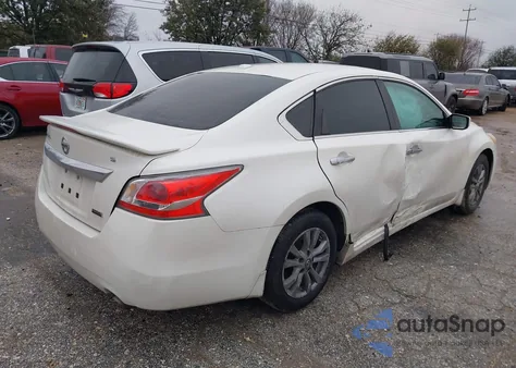 2015 Nissan Altima 2.5 S from USA, damaged, VIN 1N4AL3AP9FN902026
